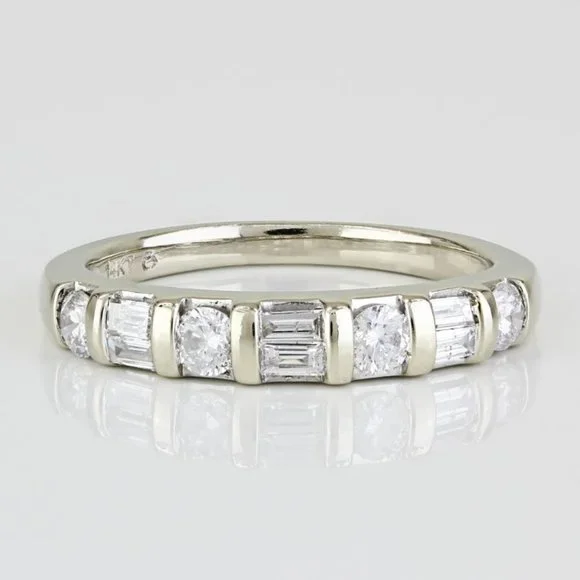 14k White Gold Baguette + Round-cut Diamond Bridal Wedding Band Ring - Picture 3 of 8